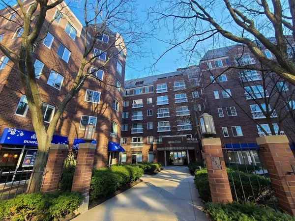 $995,000 | 950 Massachusetts Avenue, Unit 307, Cambridge, MA 02139