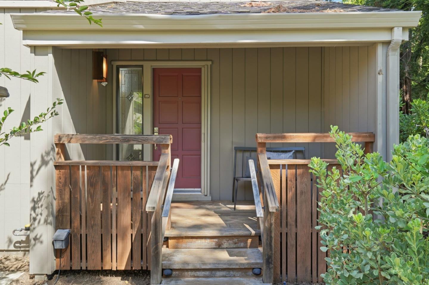 19 Farm Road Los Altos, CA 94024 - Photo 2 of 28