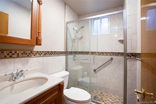 $3,100 | 71-20 68th Street | Glendale