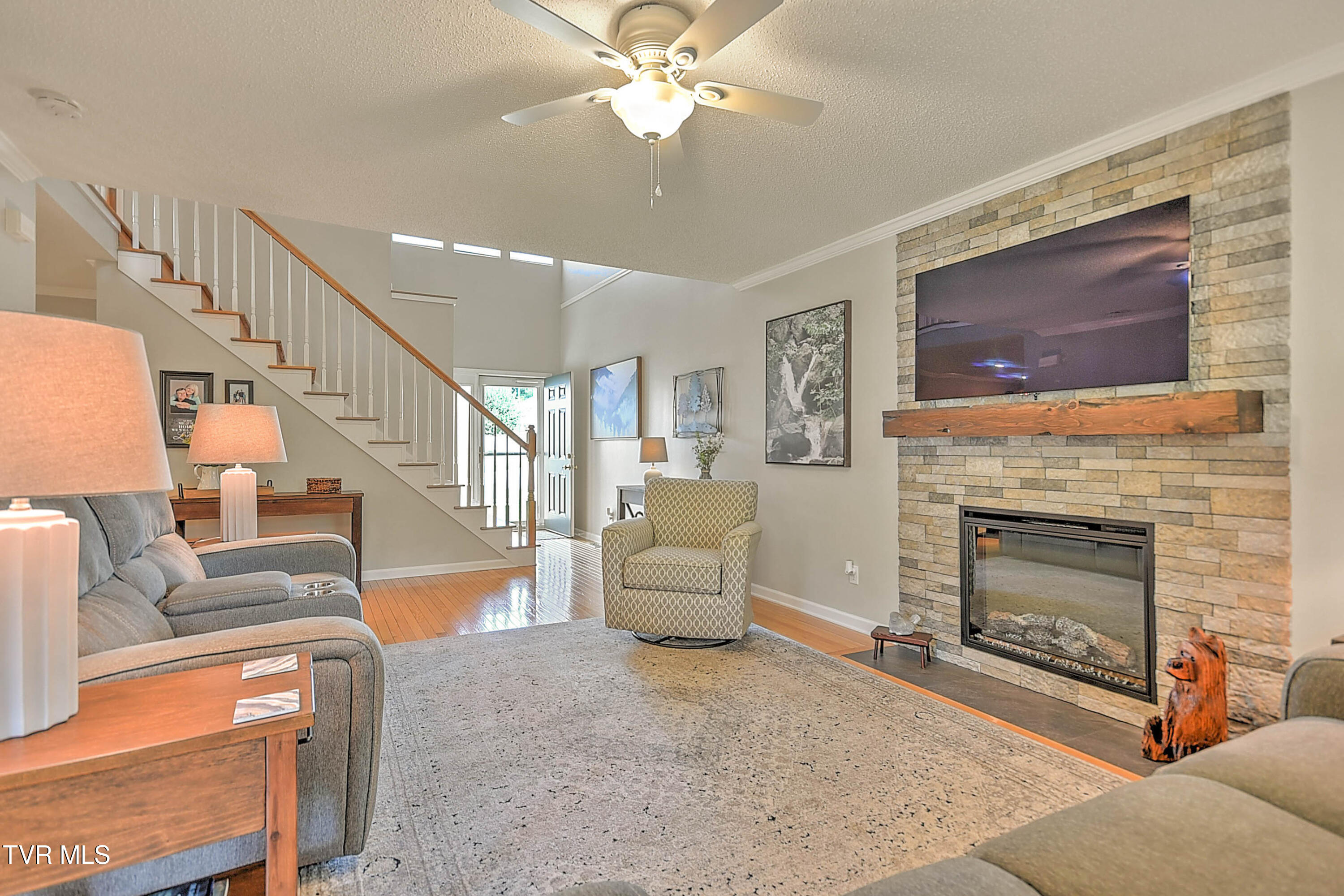 140 Robinson Walk, Unit B Bristol, TN 37620 - Photo 9 of 57 140 Robinson Walk GUnit-10