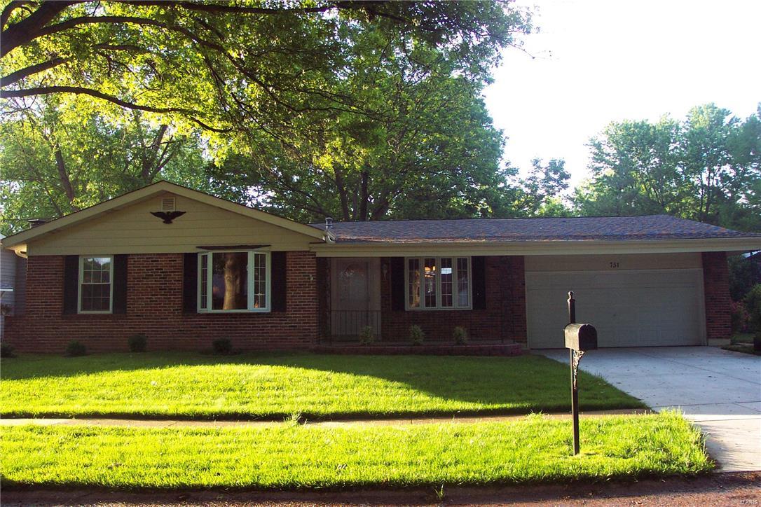 751 Shallowcreek Ballwin, MO 63021 - Photo 1 of 33 Gallery Image 1