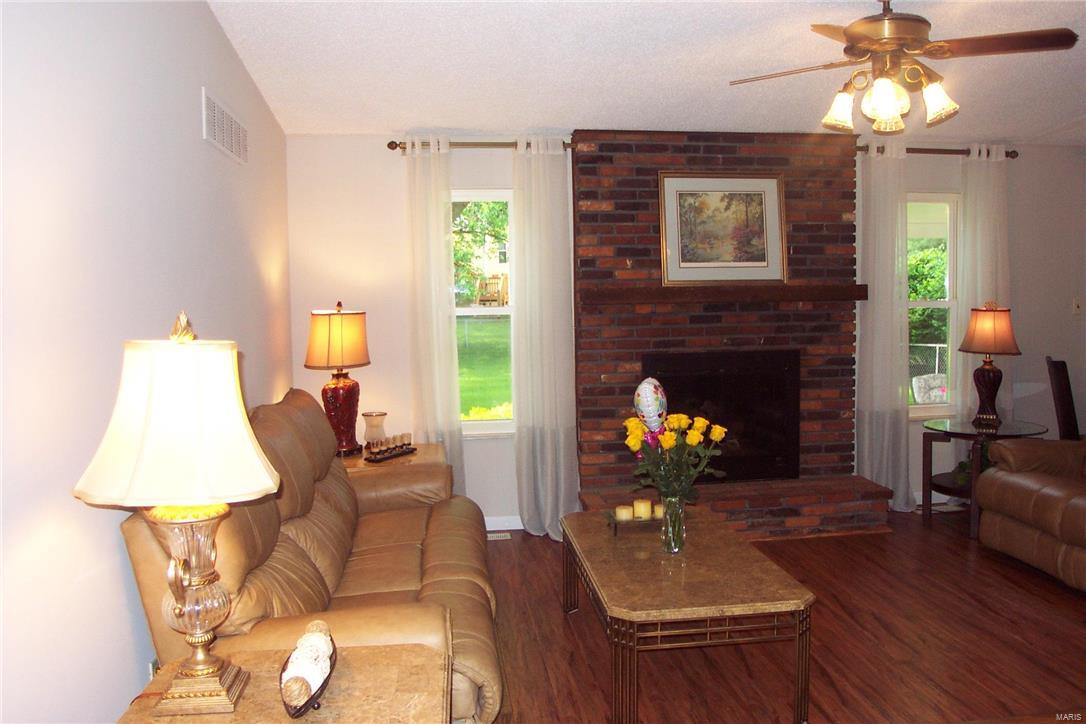 751 Shallowcreek Ballwin, MO 63021 - Photo 11 of 33 Gallery Image 11
