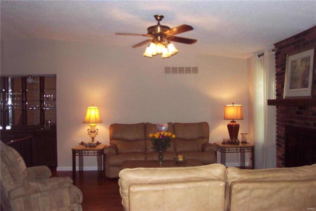 751 Shallowcreek Ballwin, MO 63021 - Photo 14 of 33 Gallery Image 14