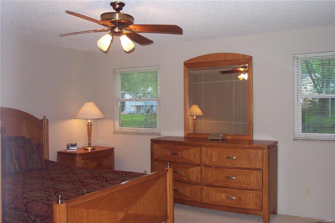 751 Shallowcreek Ballwin, MO 63021 - Photo 19 of 33 Gallery Image 19