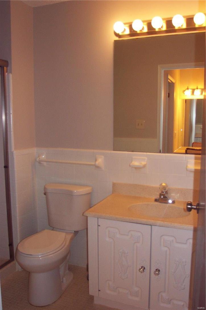 751 Shallowcreek Ballwin, MO 63021 - Photo 23 of 33 Gallery Image 23
