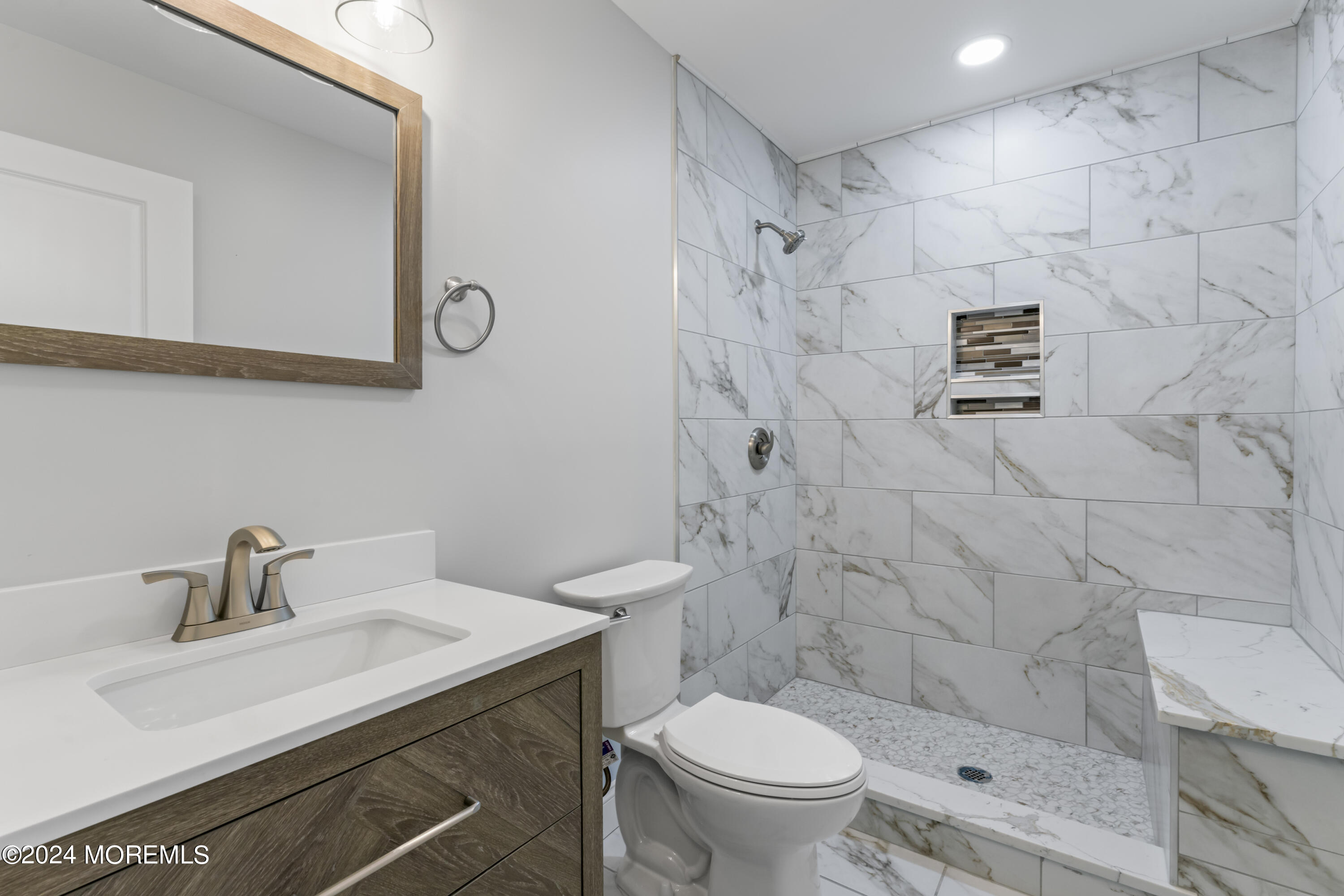 282 West Farms Road Farmingdale, NJ 07727 - Photo 35 of 77 Guest Suite- Office Full Bath