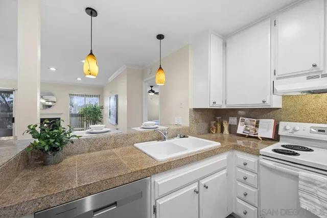 $549,000 | 10225 Caminito Cuervo, Unit 148, San Diego, CA 92108