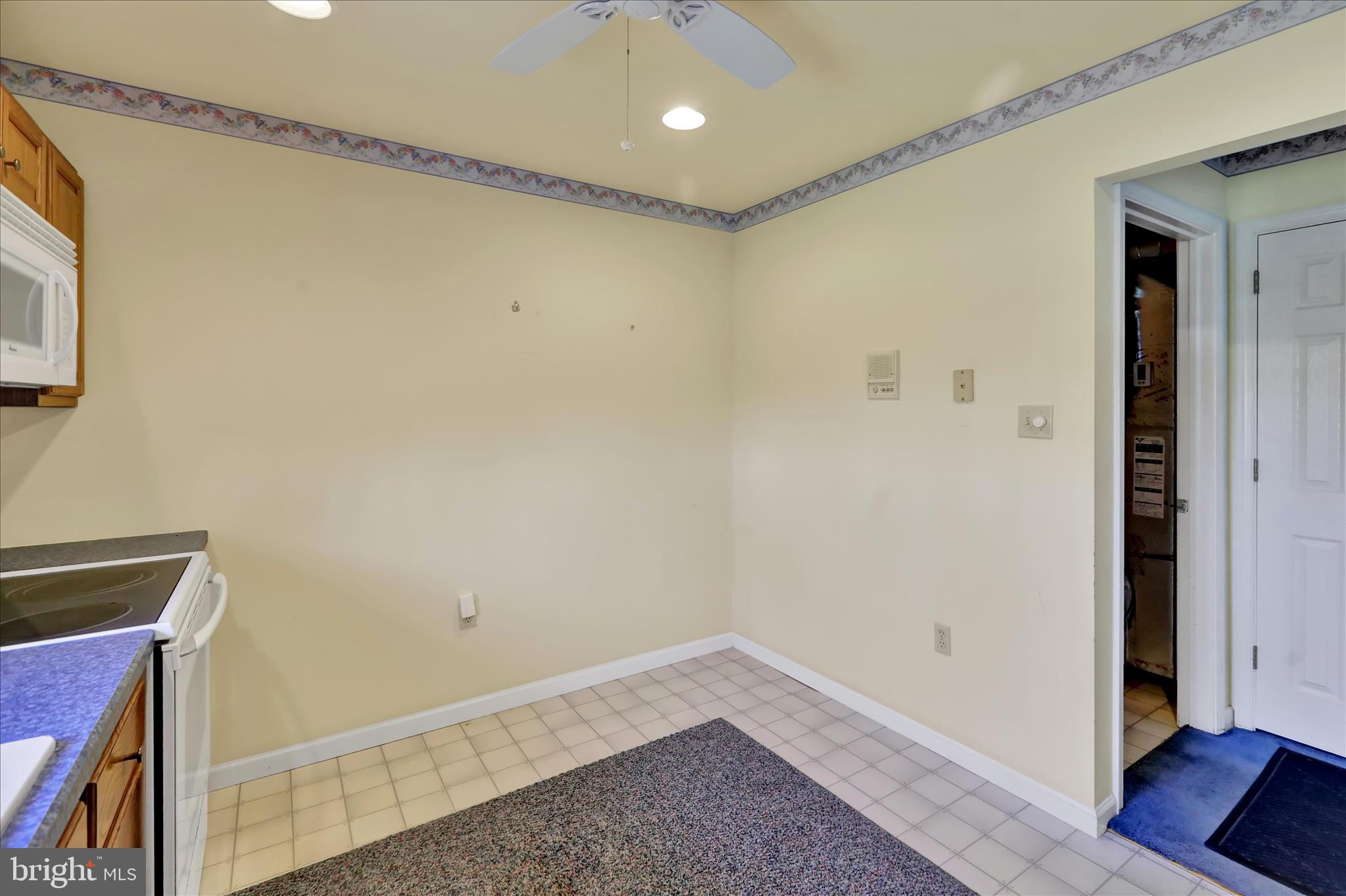 146 Heather Lane Reading, PA 19610 - Photo 11 of 25 a view of small space