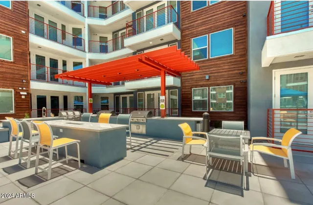 $2,282 | 3601 North Central Avenue, Unit B4, Phoenix, AZ 85012