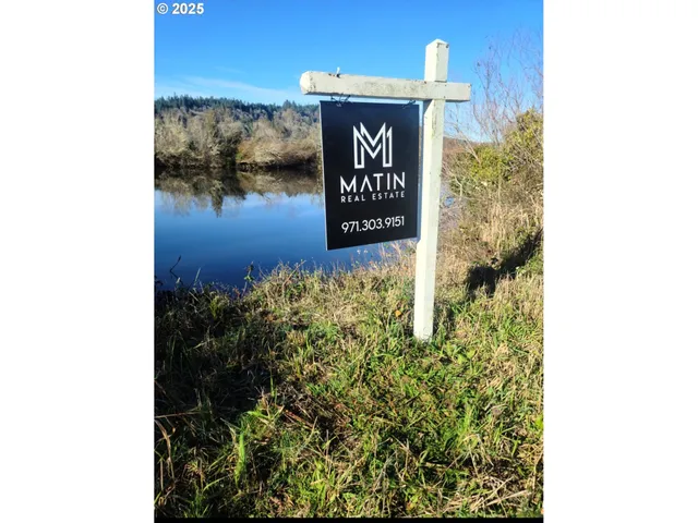 $399,000 | 93937 Highway 42, Coquille, OR 97423