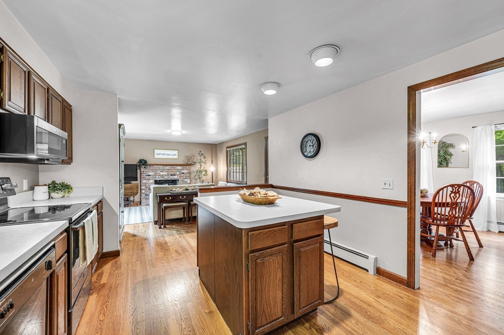 231 Edgewood Road West Springfield, MA 01089 - Photo 14 of 40