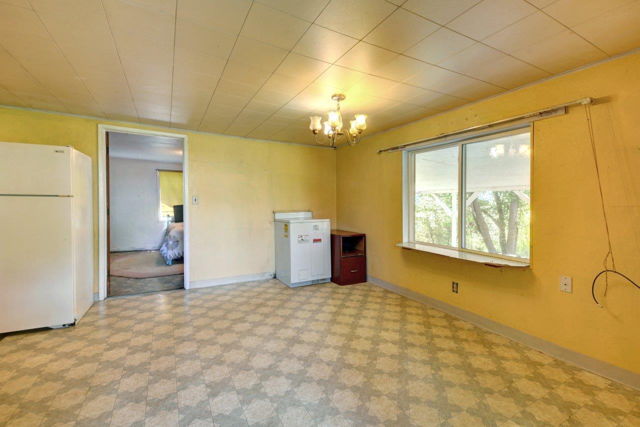 4375 Fern Valley Road Medford, OR 97504 - Photo 30 of 49 30
