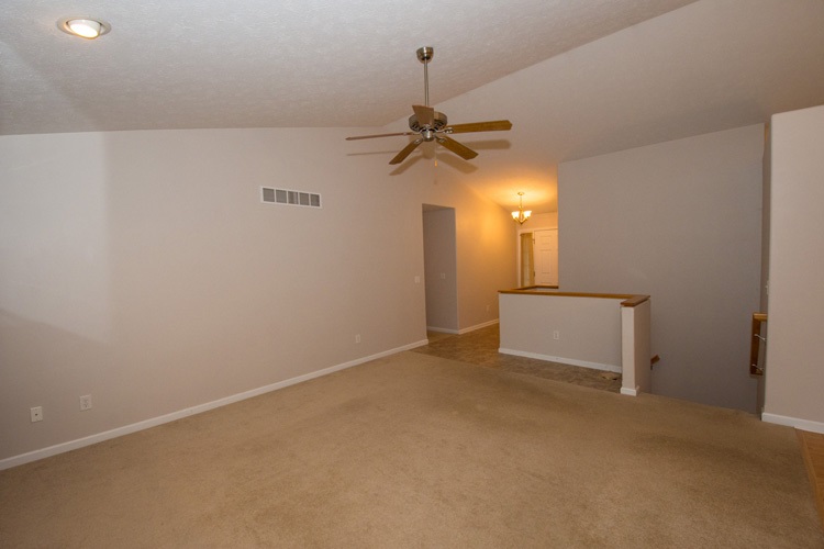 55412 Priem Road Elkhart, IN 46514 - Photo 15 of 25 Gallery Image 15