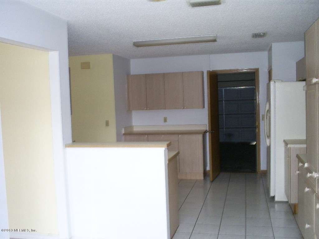 5332 Fort Caroline Road Jacksonville, FL 32277 - Photo 3 of 9 kitchen