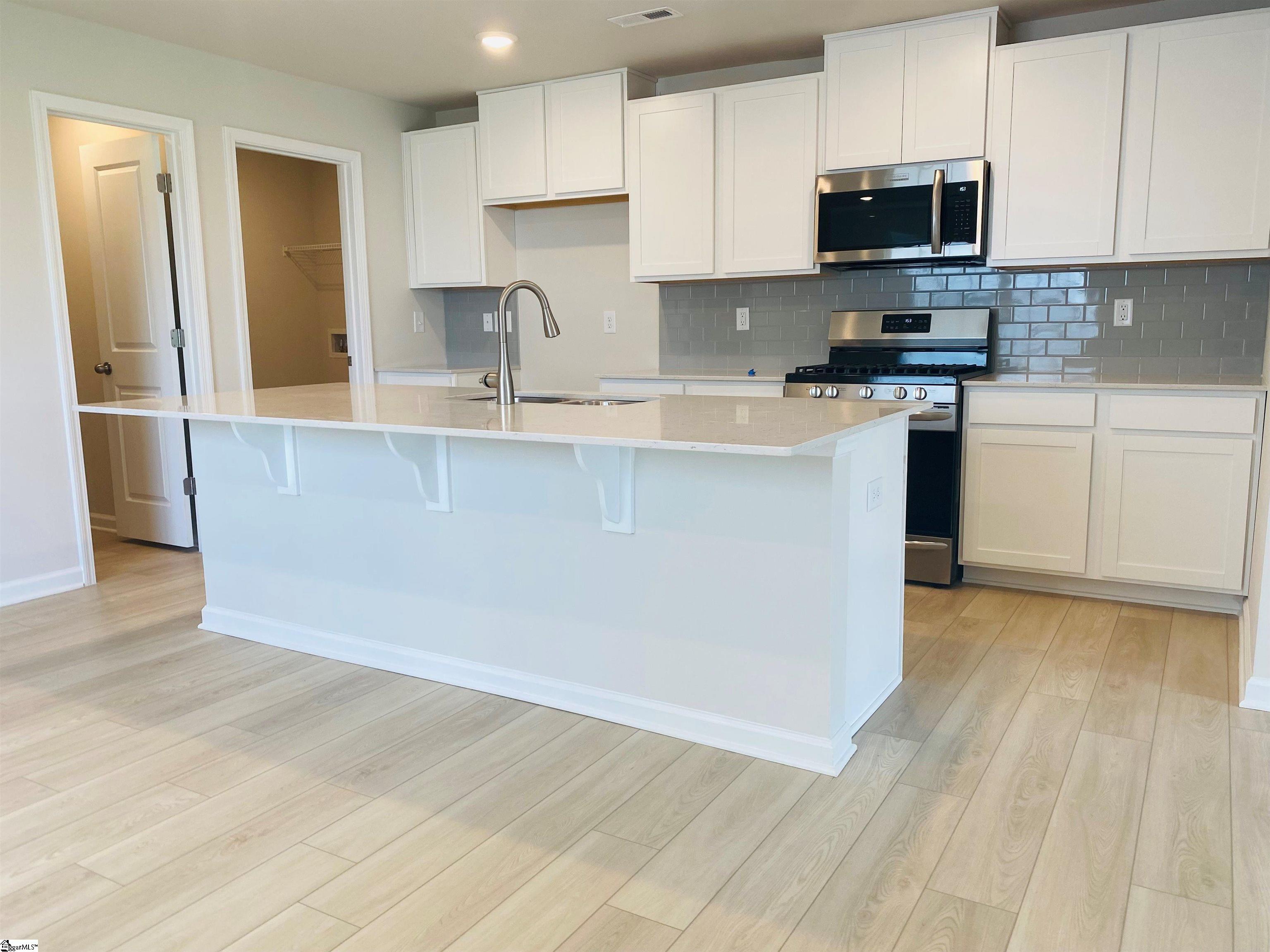 1906 Landrow Lane, Unit HOMESITE 42 Boiling Springs, SC 29316 - Photo 9 of 35