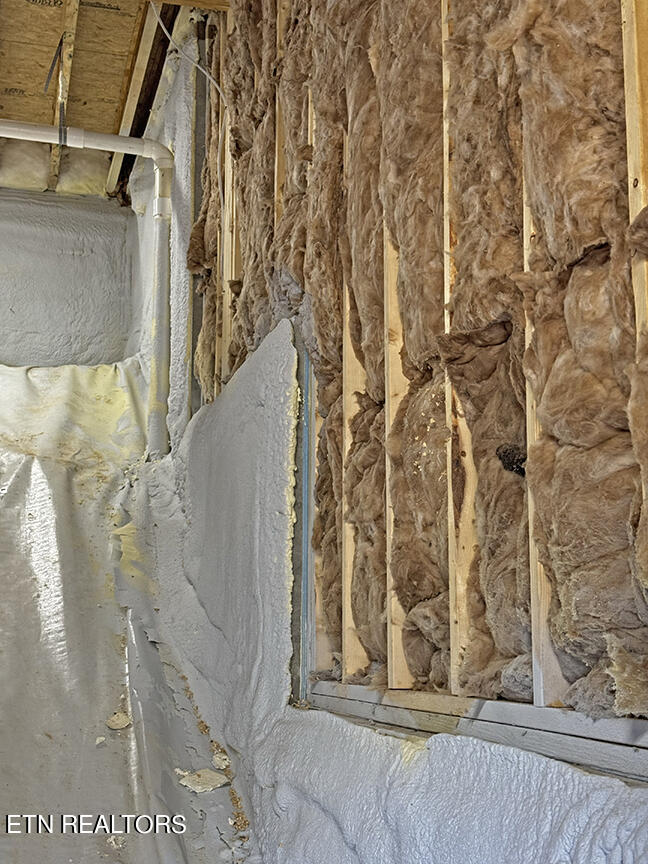 536 Laurel Road Townsend, TN 37882 - Photo 52 of 60 Crawl Space left foundat