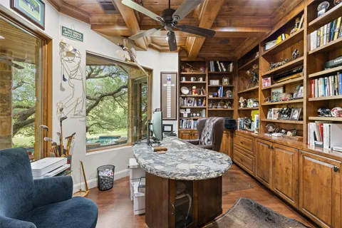 $1,750,000 | 105 Cog Hill Court, Austin, TX 78738