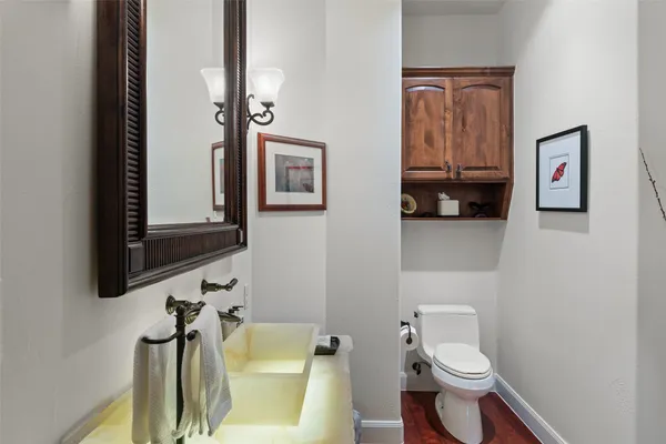 $1,750,000 | 105 Cog Hill Court, Austin, TX 78738