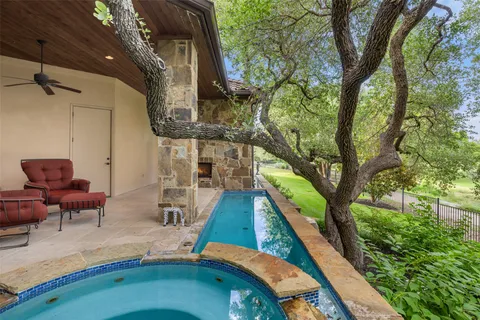 $1,750,000 | 105 Cog Hill Court, Austin, TX 78738