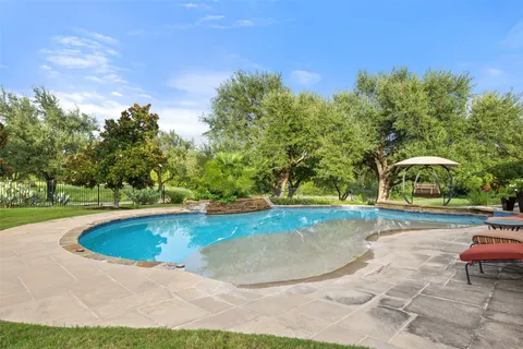 $1,750,000 | 105 Cog Hill Court, Austin, TX 78738