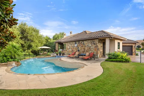 $1,750,000 | 105 Cog Hill Court, Austin, TX 78738