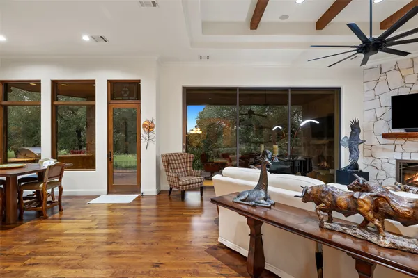 $1,750,000 | 105 Cog Hill Court, Austin, TX 78738