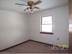 587 Robinhood Road Belleville, WV 26133 - Photo 8 of 15