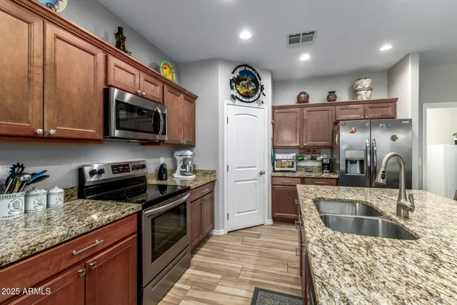 $599,900 | 614 North Tomahawk Road, Apache Junction, AZ 85119