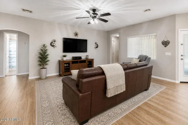$574,900 | 614 North Tomahawk Road, Apache Junction, AZ 85119