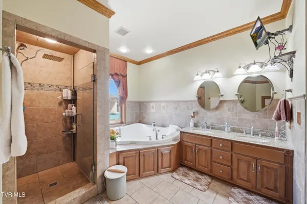 $800,000 | 1292 Pump Springs Road, Harrogate, TN 37752