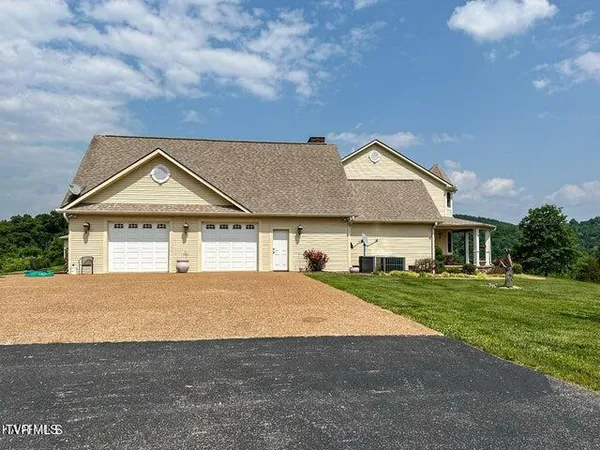 $800,000 | 1292 Pump Springs Road, Harrogate, TN 37752