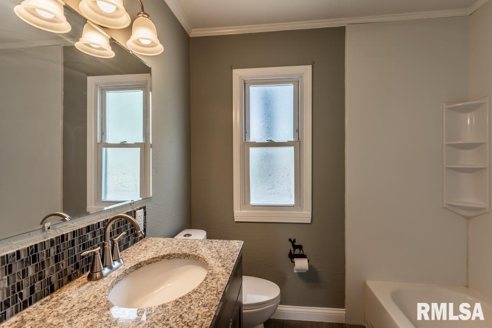 926 West Ridgemont Road Peoria, IL 61614 - Photo 12 of 23 Gallery Image 12