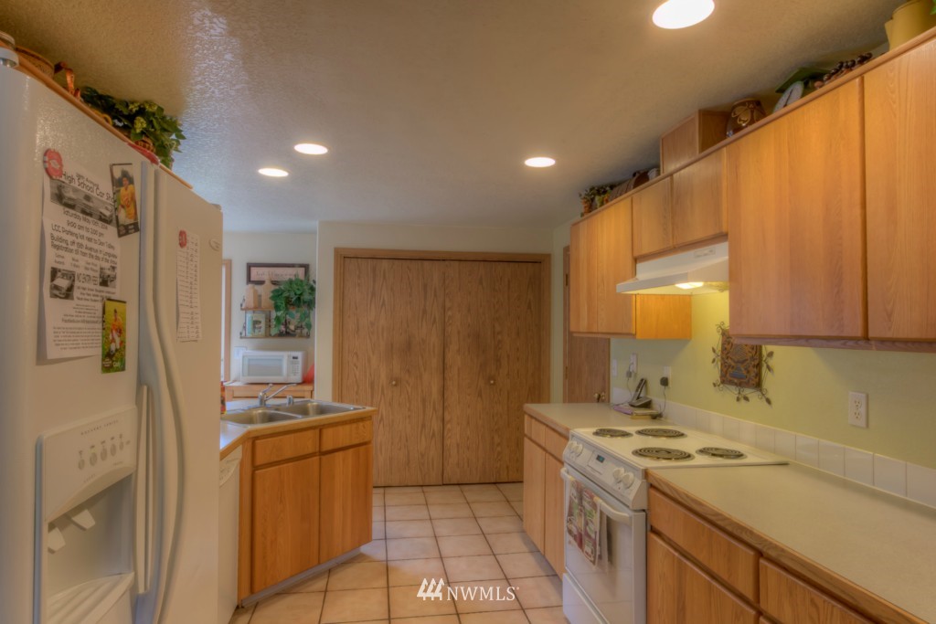 160 Windy Ridge Drive Longview, WA 98632 - Photo 13 of 25 Gallery Image 13