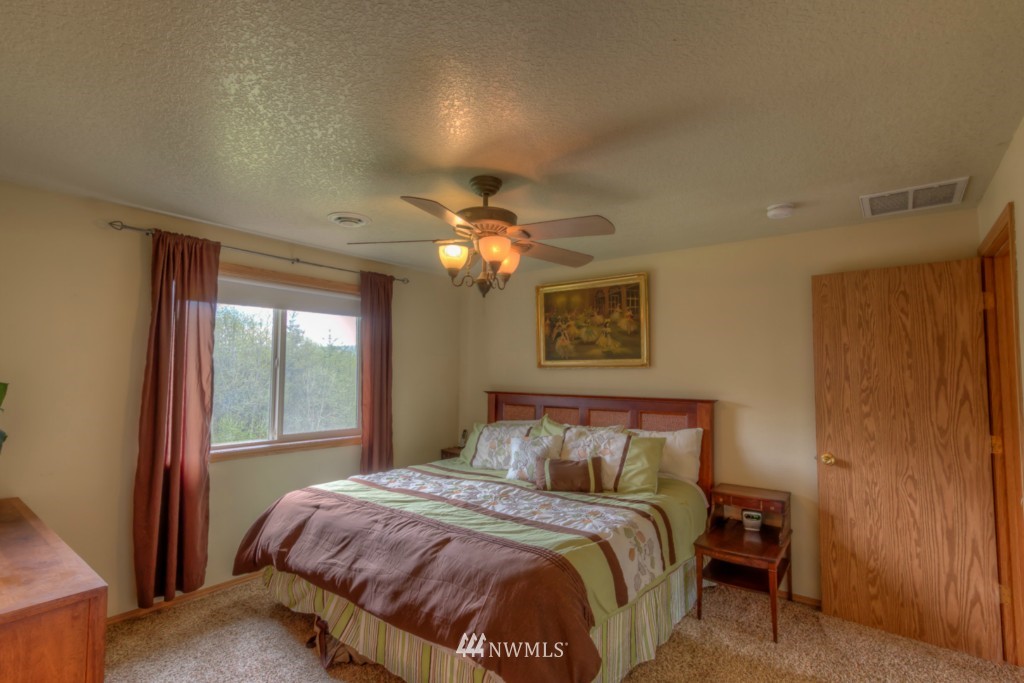 160 Windy Ridge Drive Longview, WA 98632 - Photo 25 of 25 Gallery Image 25