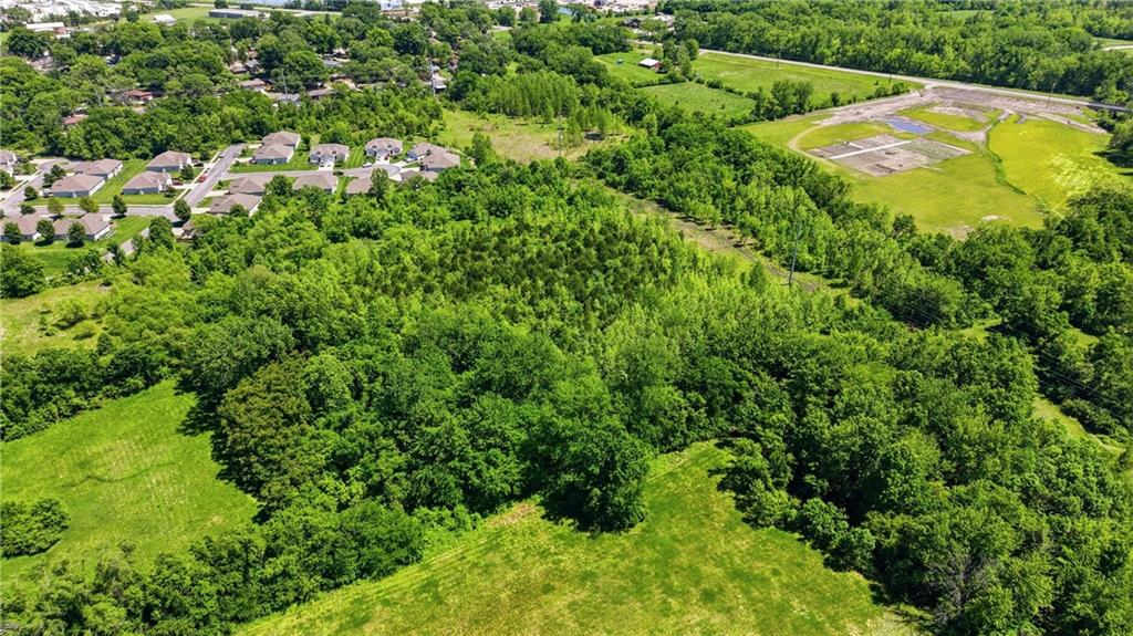 1300 Van Maele Road Independence, MO 64057 - Photo 6 of 14