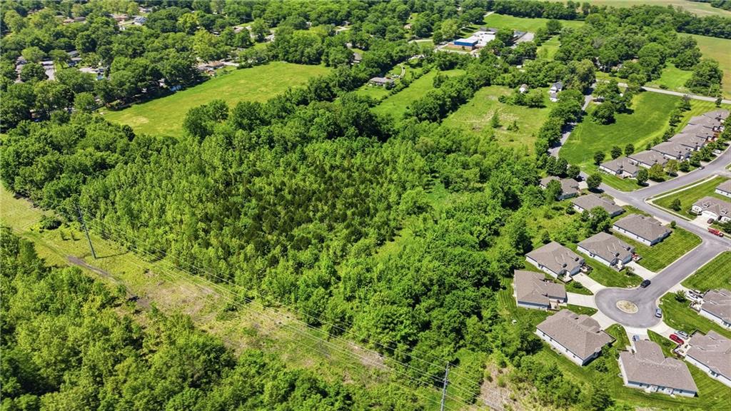 1300 Van Maele Road Independence, MO 64057 - Photo 10 of 14