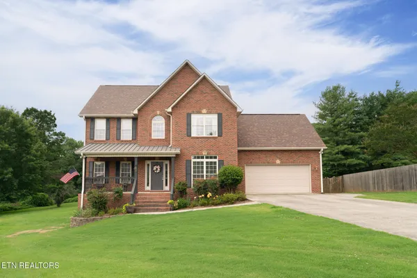 $625,000 | 3560 Hirst Circle, Lenoir City, TN 37772