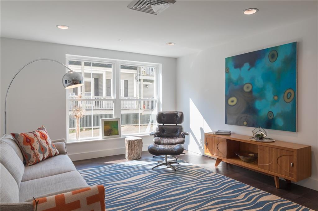 25 High Street, Unit 201 Portland, ME 04101 - Photo 2 of 24 Photo