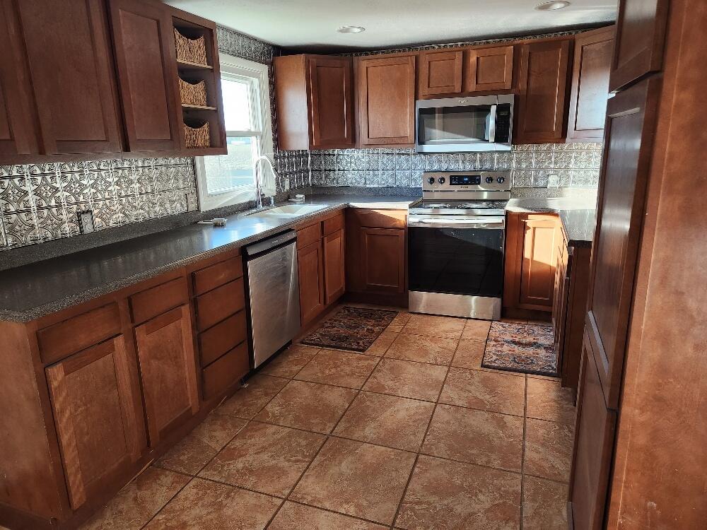 12165 Lochard Road Sidney, OH 45365 - Photo 10 of 28 Gallery Image 10