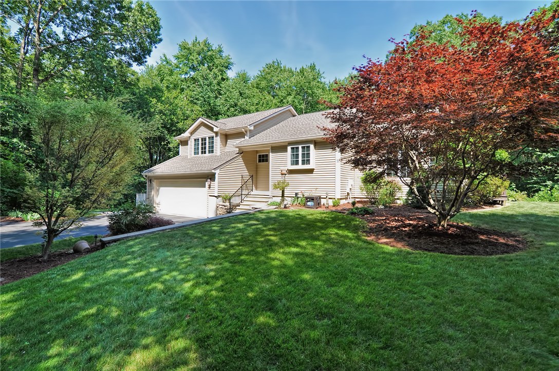 107 Pine Swamp Road Cumberland, RI 02864 - Photo 2 of 40 Gallery Image 2