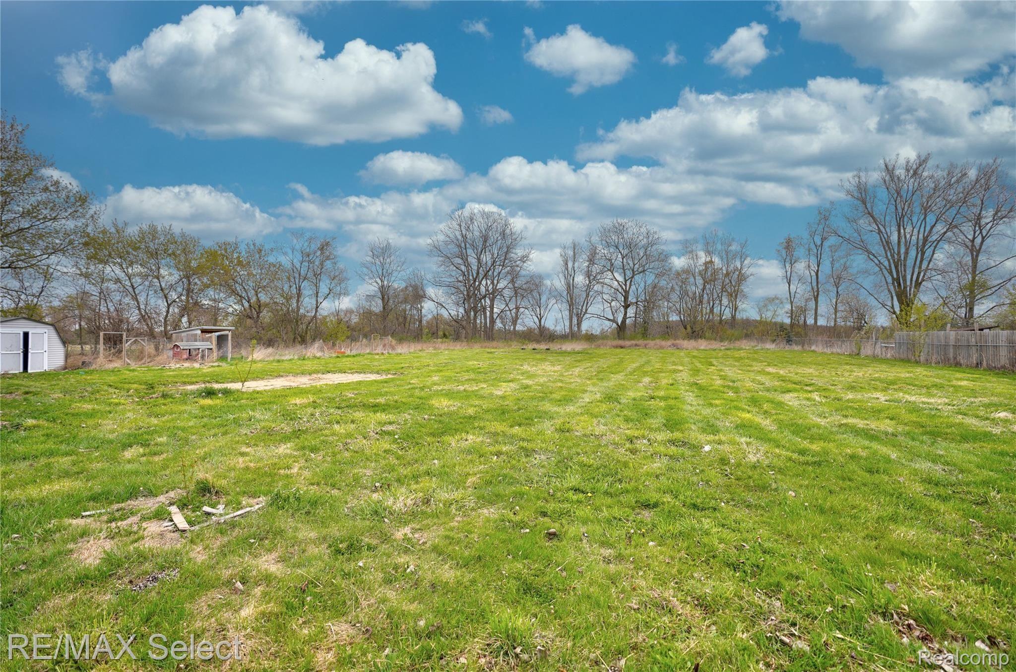 7209 East Richfield Road Davison, MI 48423 - Photo 8 of 83 7209 E Richfield Road 08.jpg