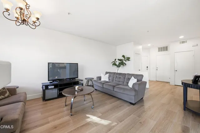 $739,000 | 2108 Avila Place, Oxnard, CA 93036