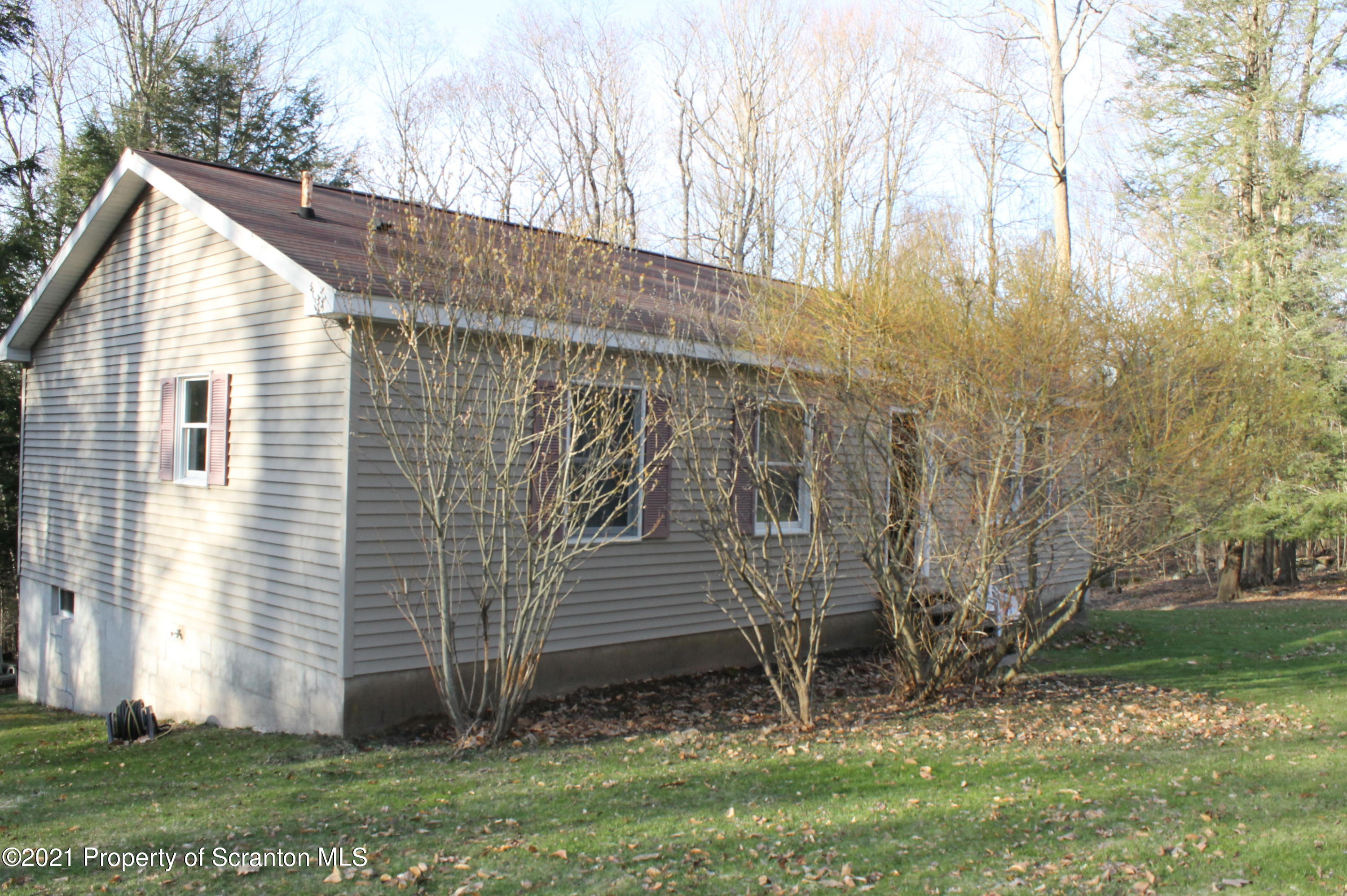 259 Gravity Road Lake Ariel, PA 18436 - Photo 39 of 46 Gallery Image 39