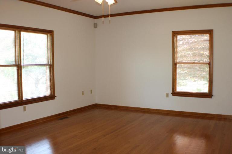 8124 Stone Ridge Drive Frederick, MD 21702 - Photo 14 of 28 an empty room with a window