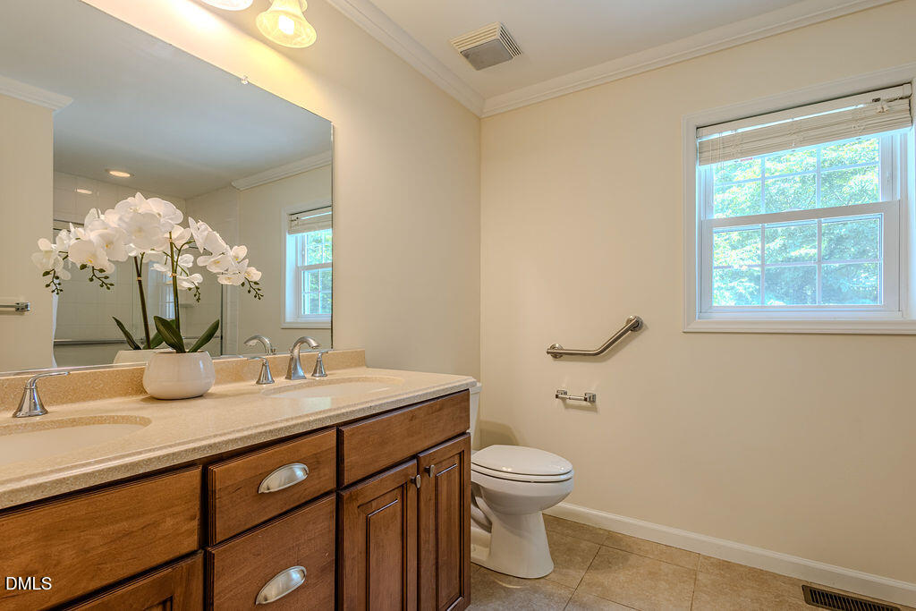 1806 Medfield Road Raleigh, NC 27607 - Photo 14 of 29