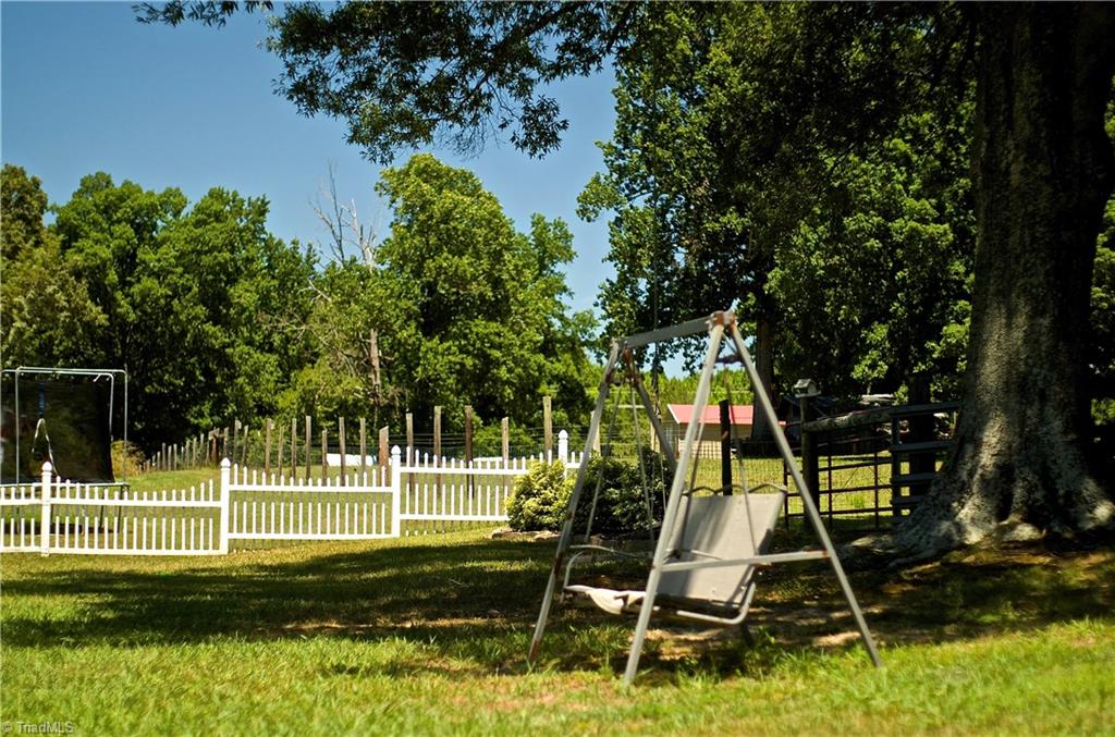 5322 Amick Road Julian, NC 27283 - Photo 5 of 29 Gallery Image 5
