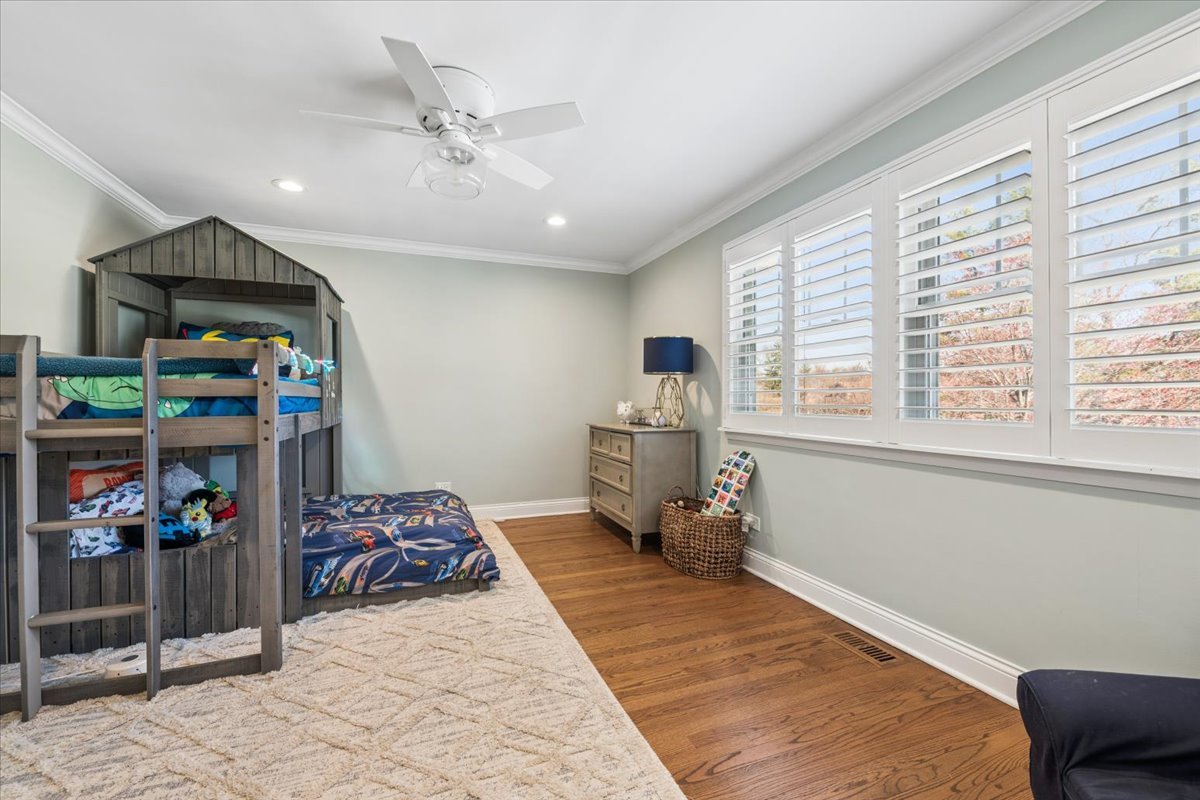 1114 Gamon Road Wheaton, IL 60189 - Photo 43 of 60 a bed room with a bed and a window