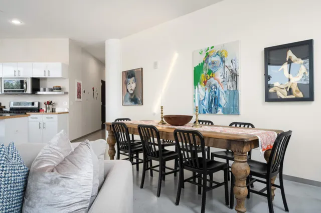 $299,900 | 5601 Smetana Drive, Unit 113, Minnetonka, MN 55343