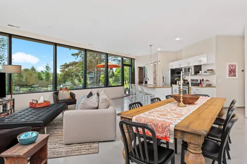 $299,900 | 5601 Smetana Drive, Unit 113, Minnetonka, MN 55343