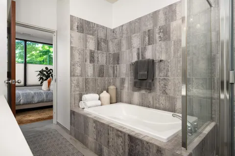 $299,900 | 5601 Smetana Drive, Unit 113, Minnetonka, MN 55343